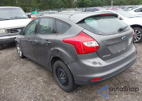 2012 Ford Focus Se z USA, uszkodzony, nr VIN 1FAHP3K25CL230348
